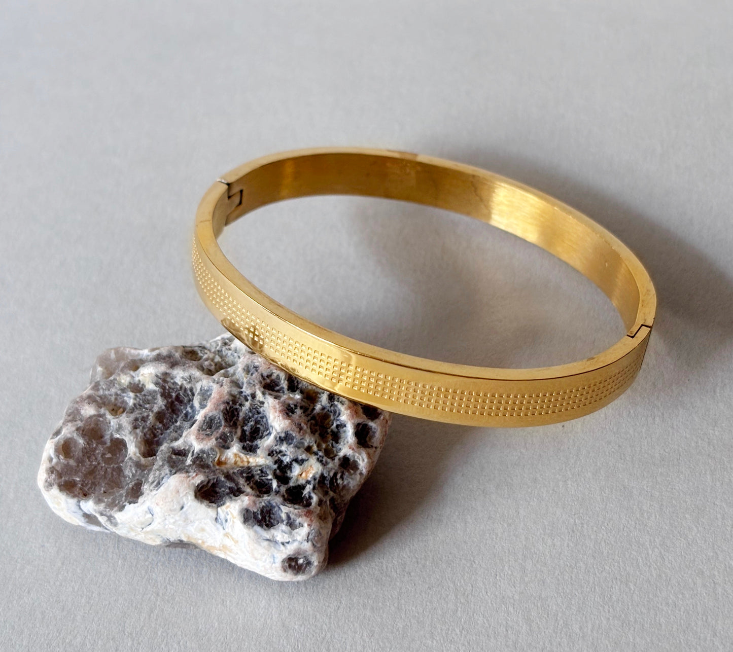 Executive Luxe Cuff Bracelet – 18KT Gold Plated