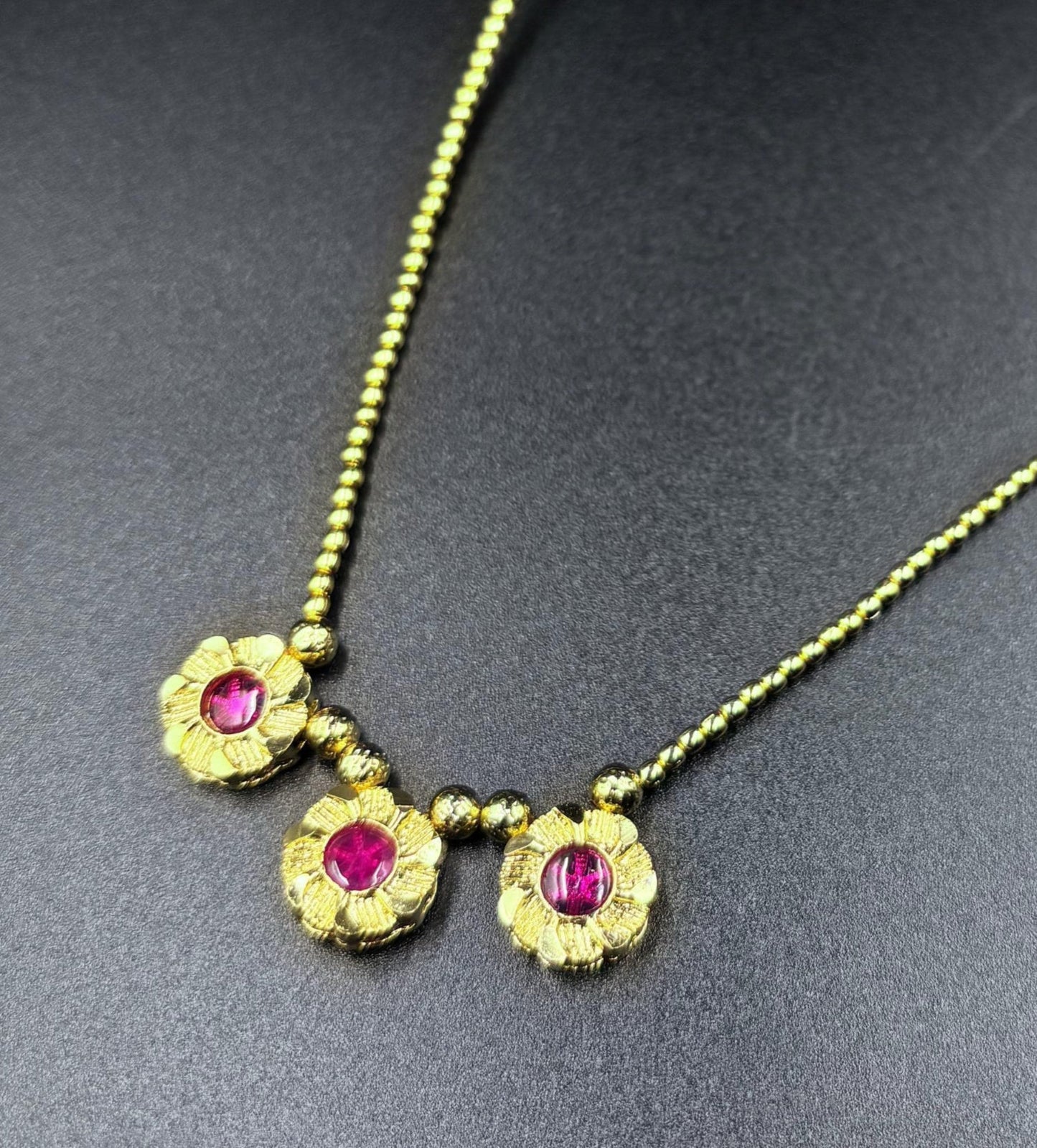 PREMIUM QUALITY NECKLACE - 560