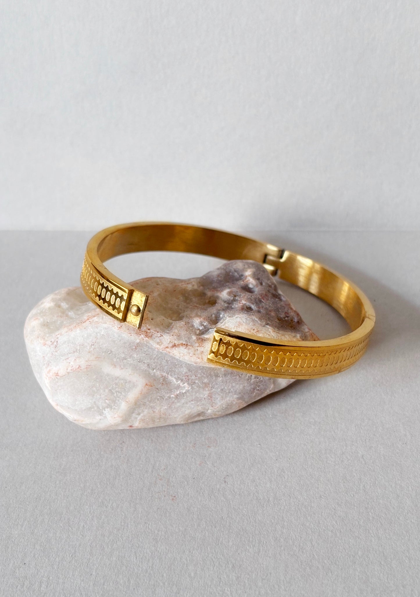 Regal Orbit 18 KT Gold Plated Men's Kada