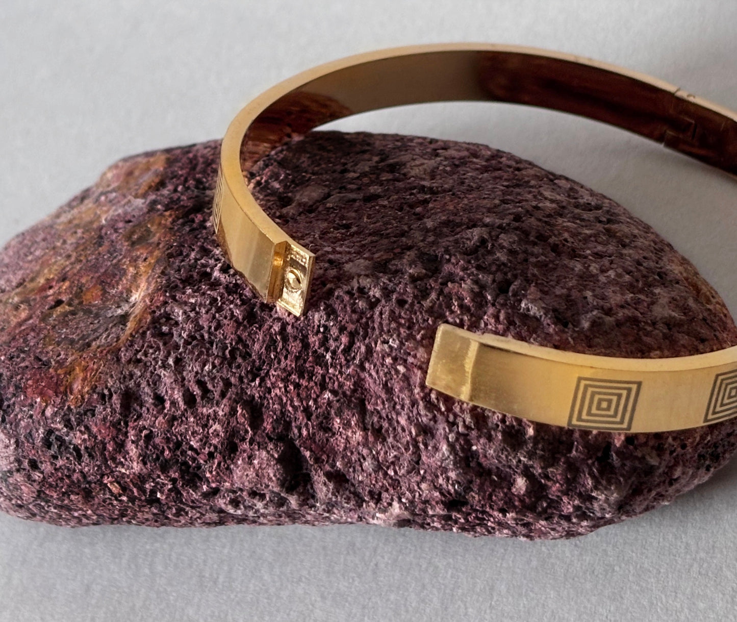 18 KT Gold Plated Imperial Men's Kada