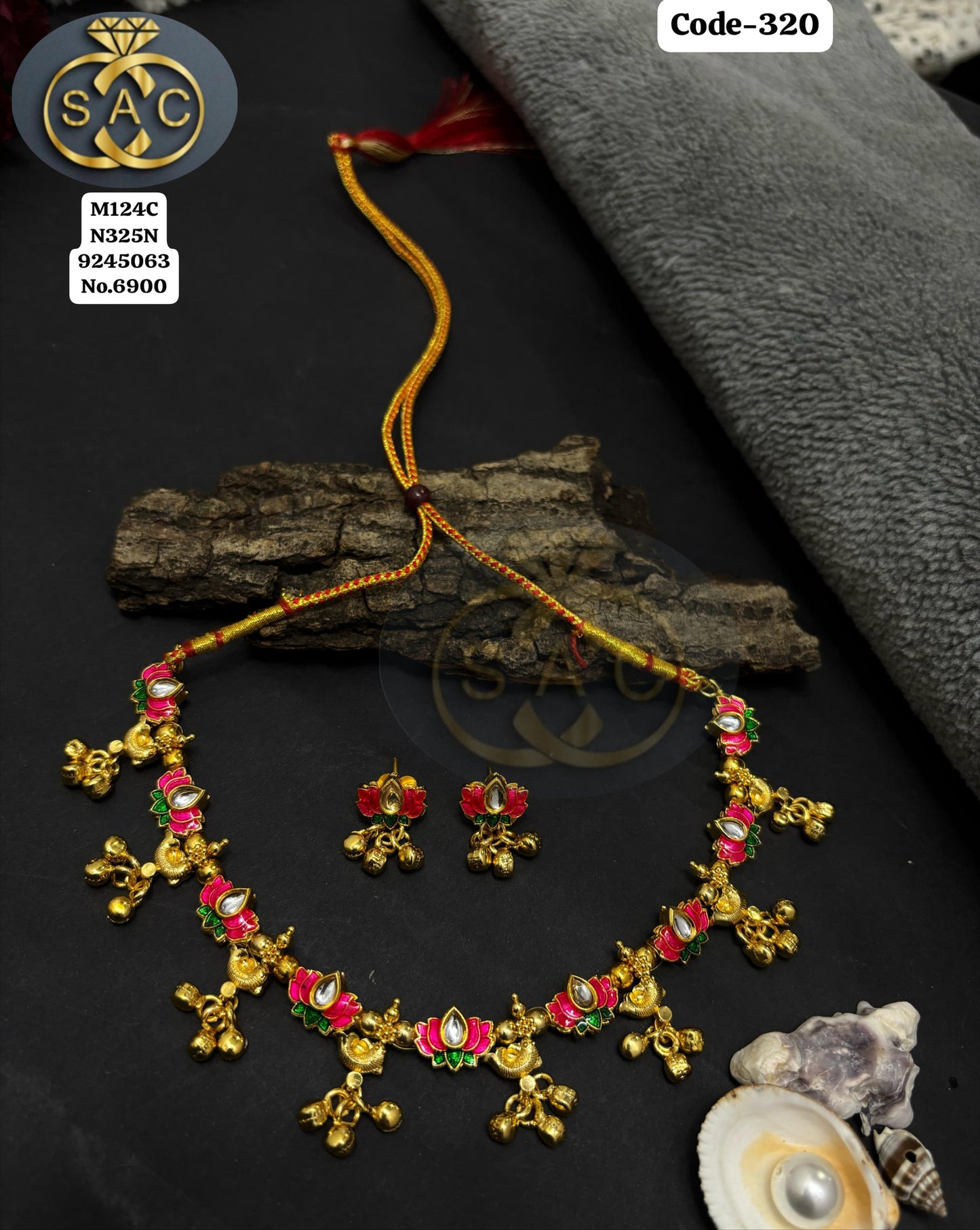 Handmade कमळ necklace - 320