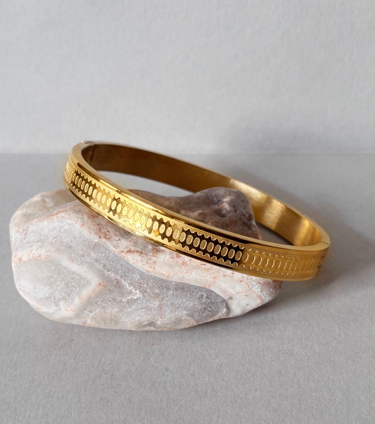 Regal Orbit 18 KT Gold Plated Men's Kada