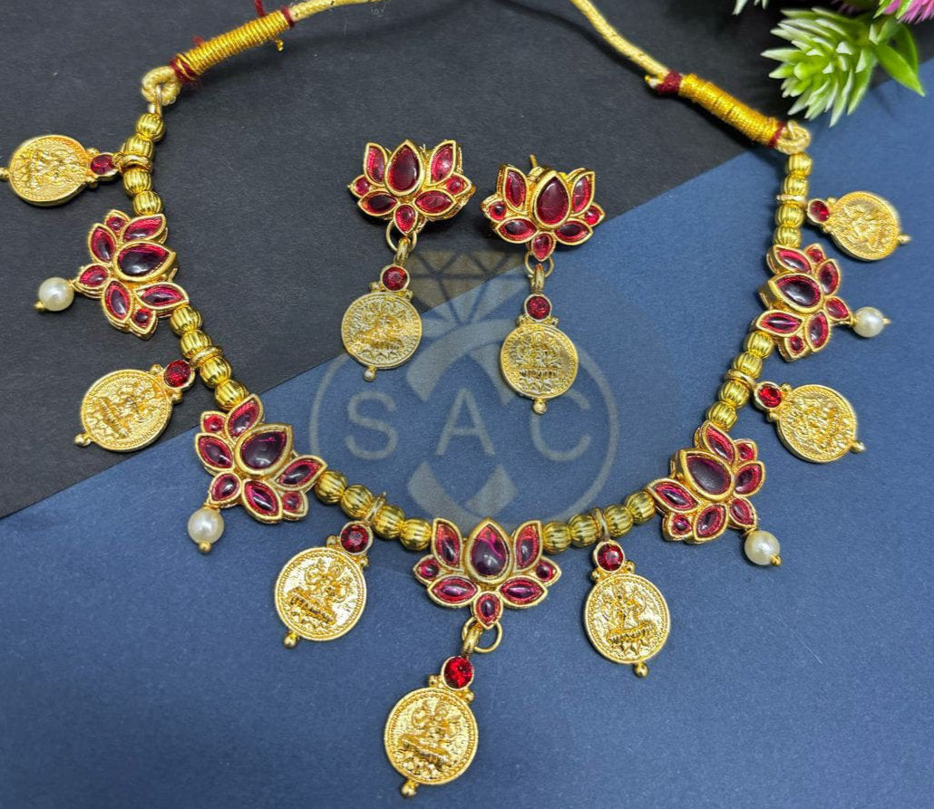 Handmade कमल necklace