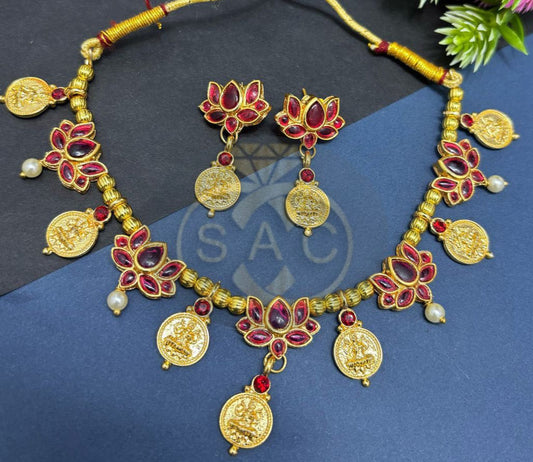 Handmade कमल necklace