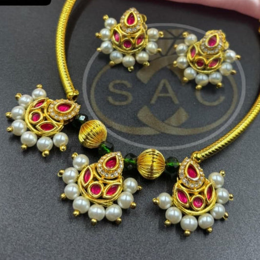 HANDMADE AD MOTI NECKLACE - 600
