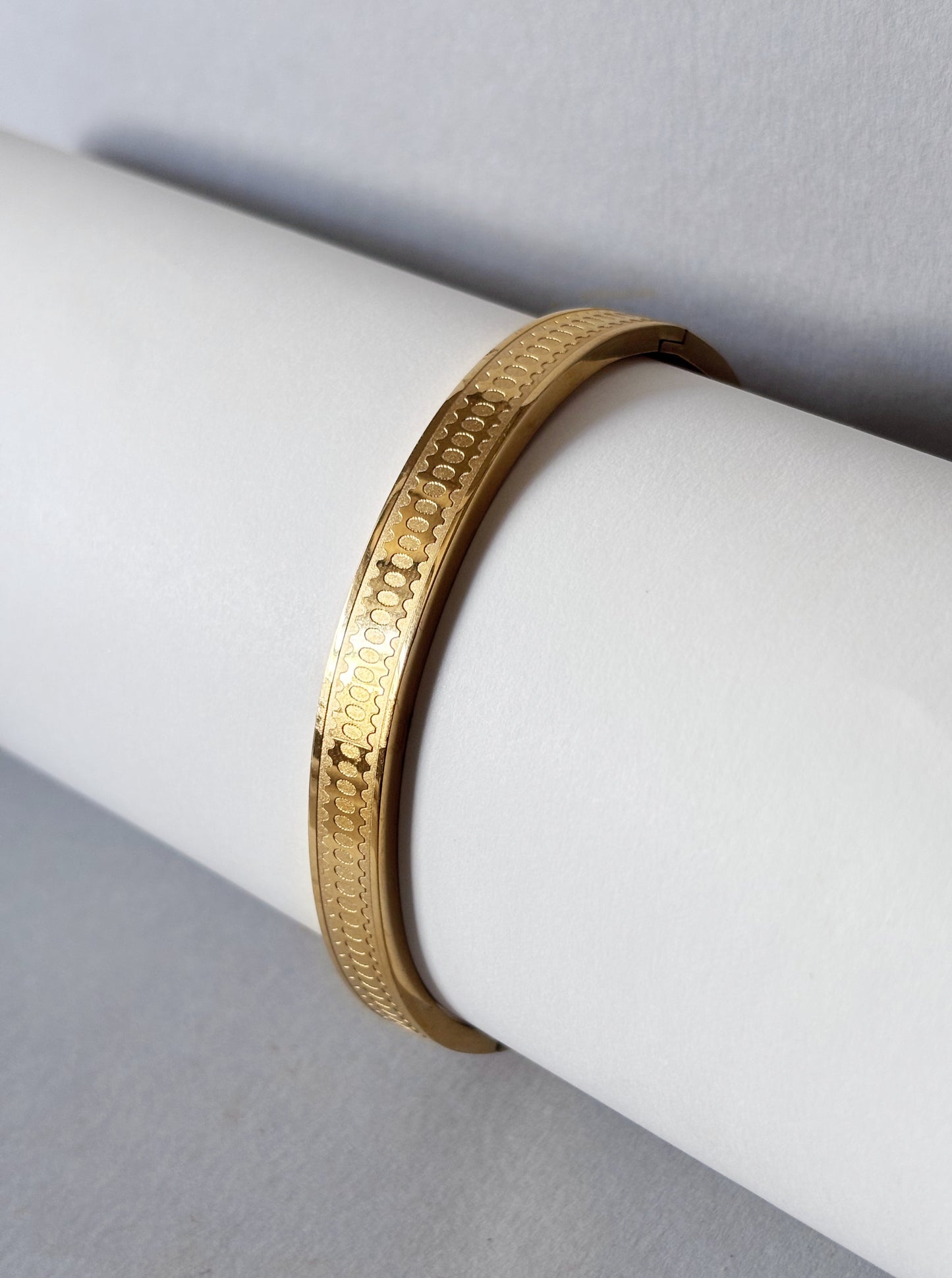 Regal Orbit 18 KT Gold Plated Men's Kada