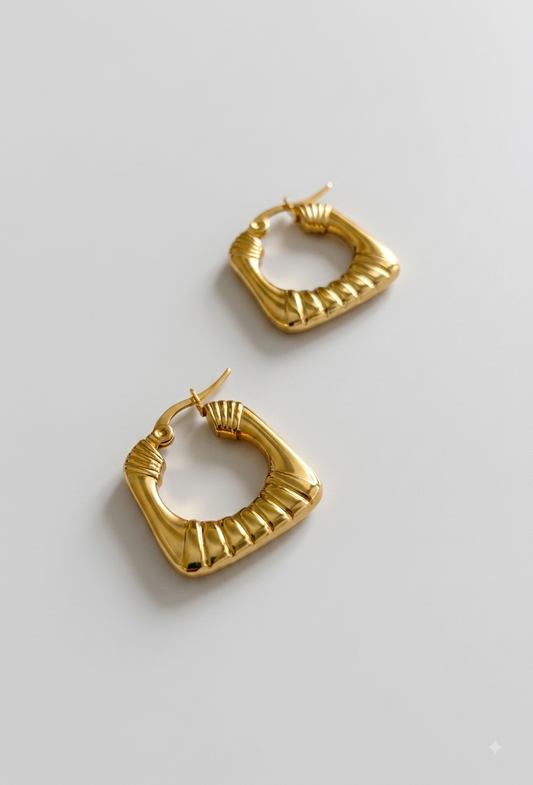 Sawyer Square Vintage Gold Hoop Earrings – 18 KT Gold Plated