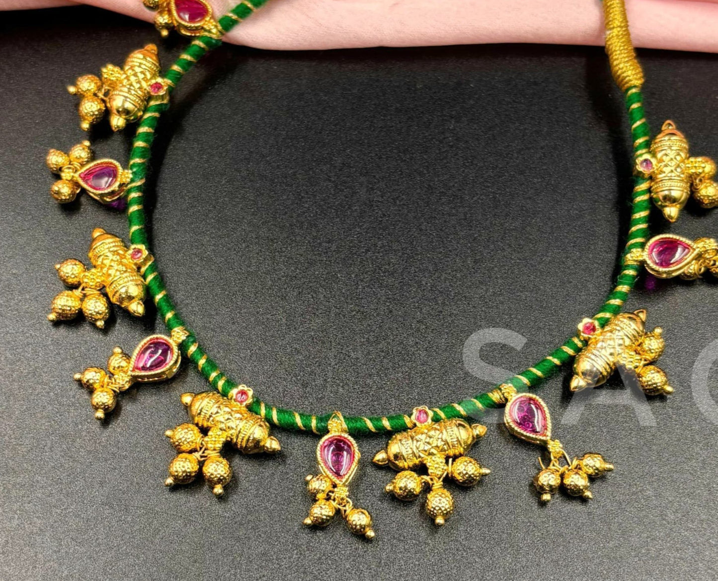 PREMIUM QUALITY NECKLACE - 556