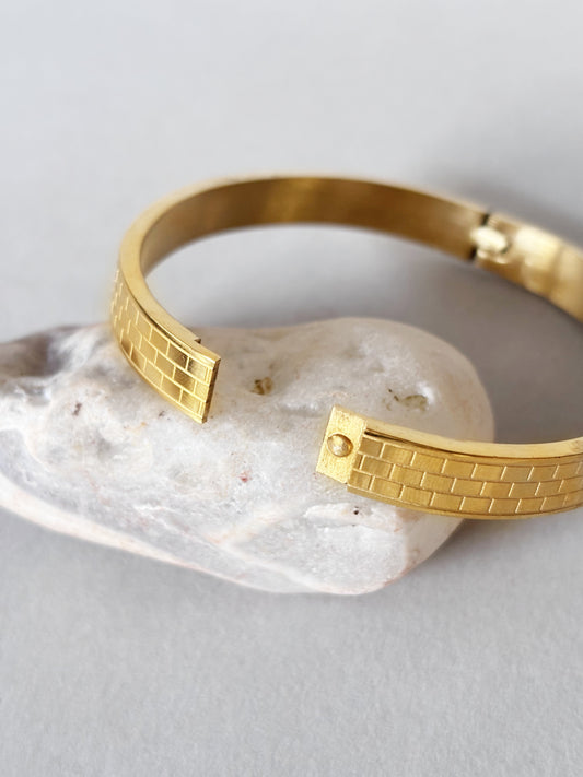 Royal Grid 18KT Gold Plated Men's Bracelet
