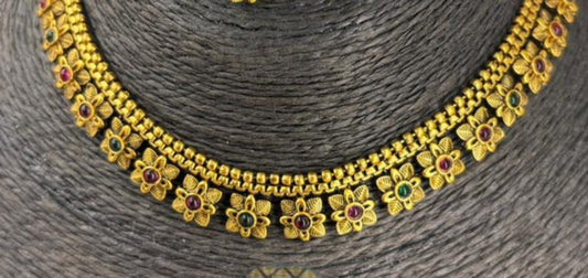 Premium Quality Traditional Short Necklace - 1373