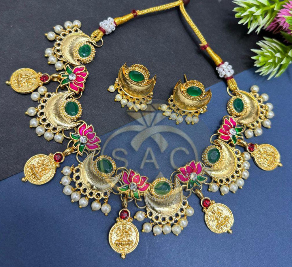 Handmade कमल necklace