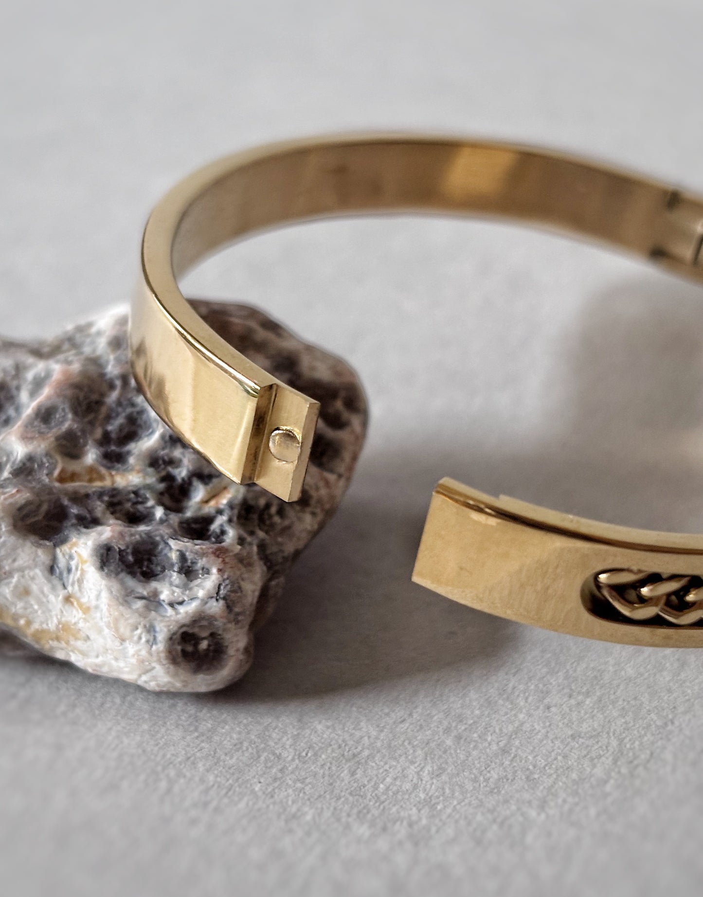 Imperial Chain Cuff Bracelet – 18KT Gold Plated