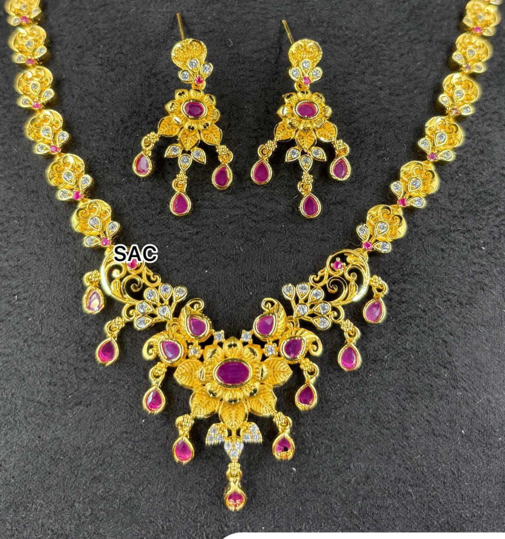 1 GM FORMING short necklace Necklace - 472