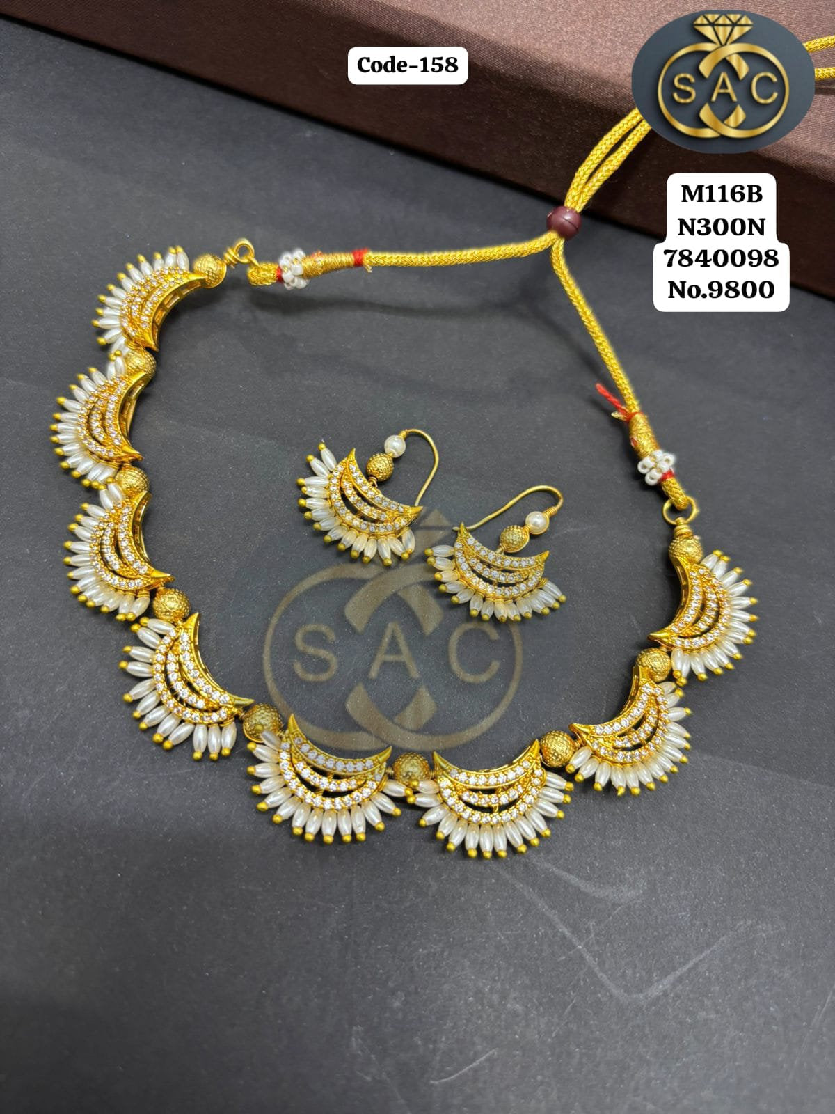 HANDMADE AD SHORT NECKLACE - 158