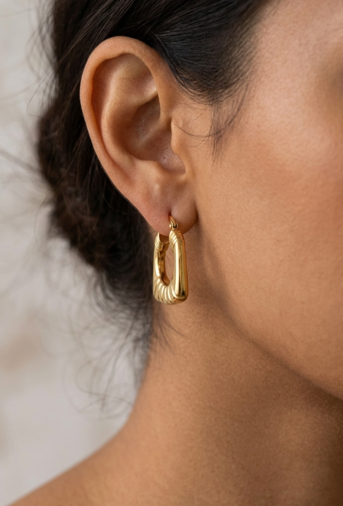 Sawyer Square Vintage Gold Hoop Earrings – 18 KT Gold Plated