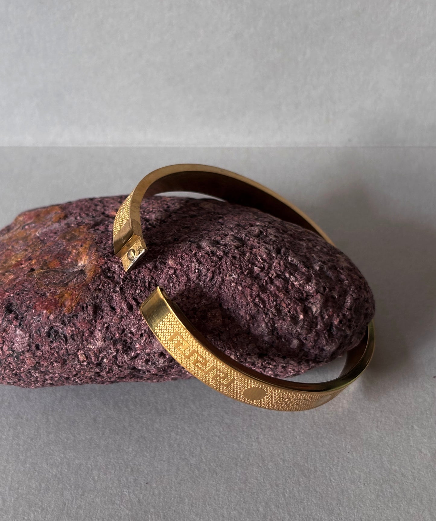 Titan Aura 18 KT Gold Plated Men's Magnetic Kada